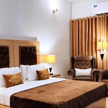 Grand Peace House I Bed and Breakfast Islamabad Esterno foto