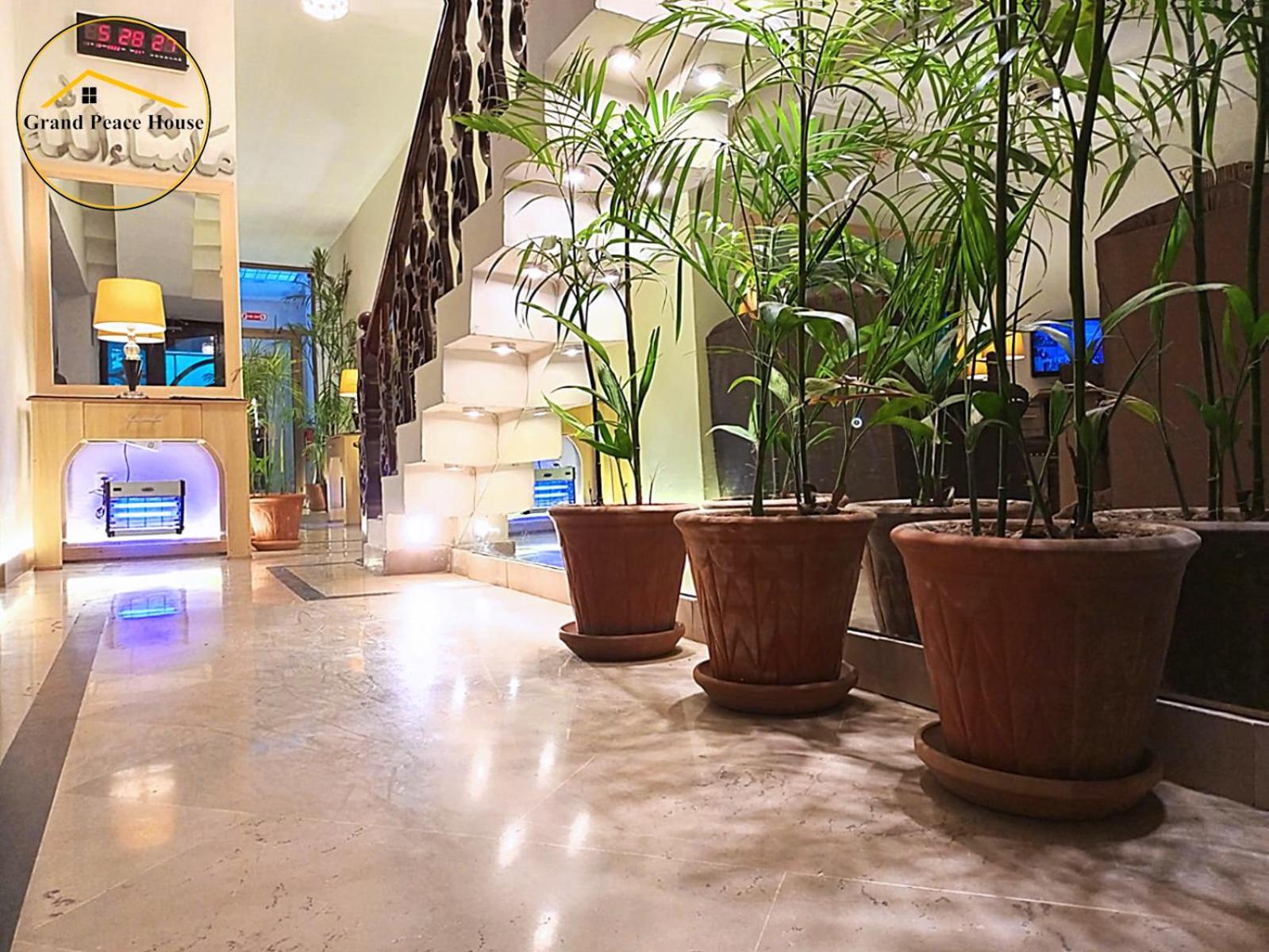 Grand Peace House I Bed and Breakfast Islamabad Esterno foto