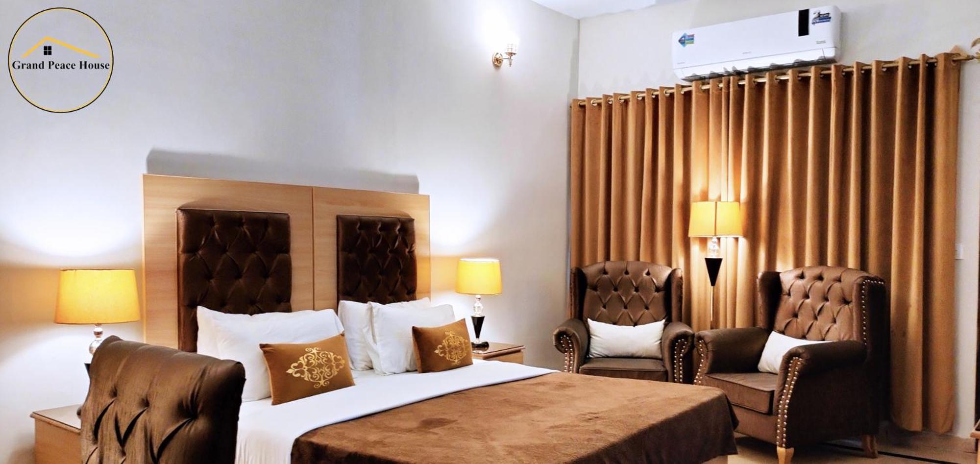 Grand Peace House I Bed and Breakfast Islamabad Esterno foto
