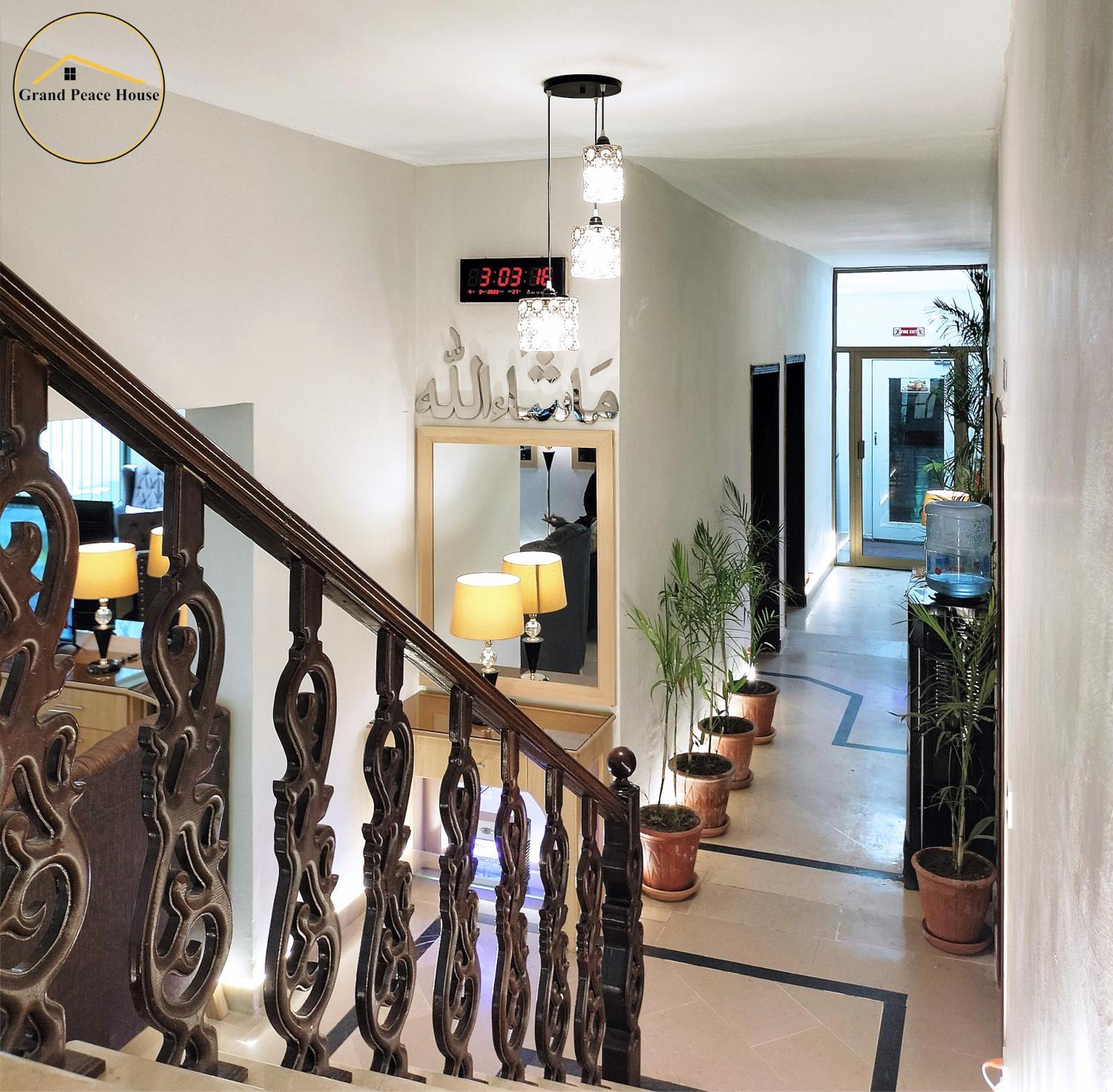 Grand Peace House I Bed and Breakfast Islamabad Esterno foto