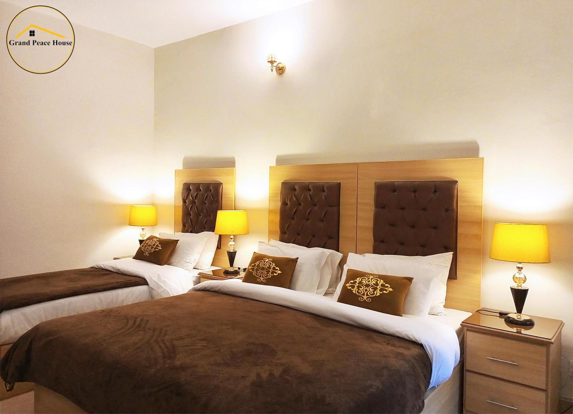 Grand Peace House I Bed and Breakfast Islamabad Esterno foto