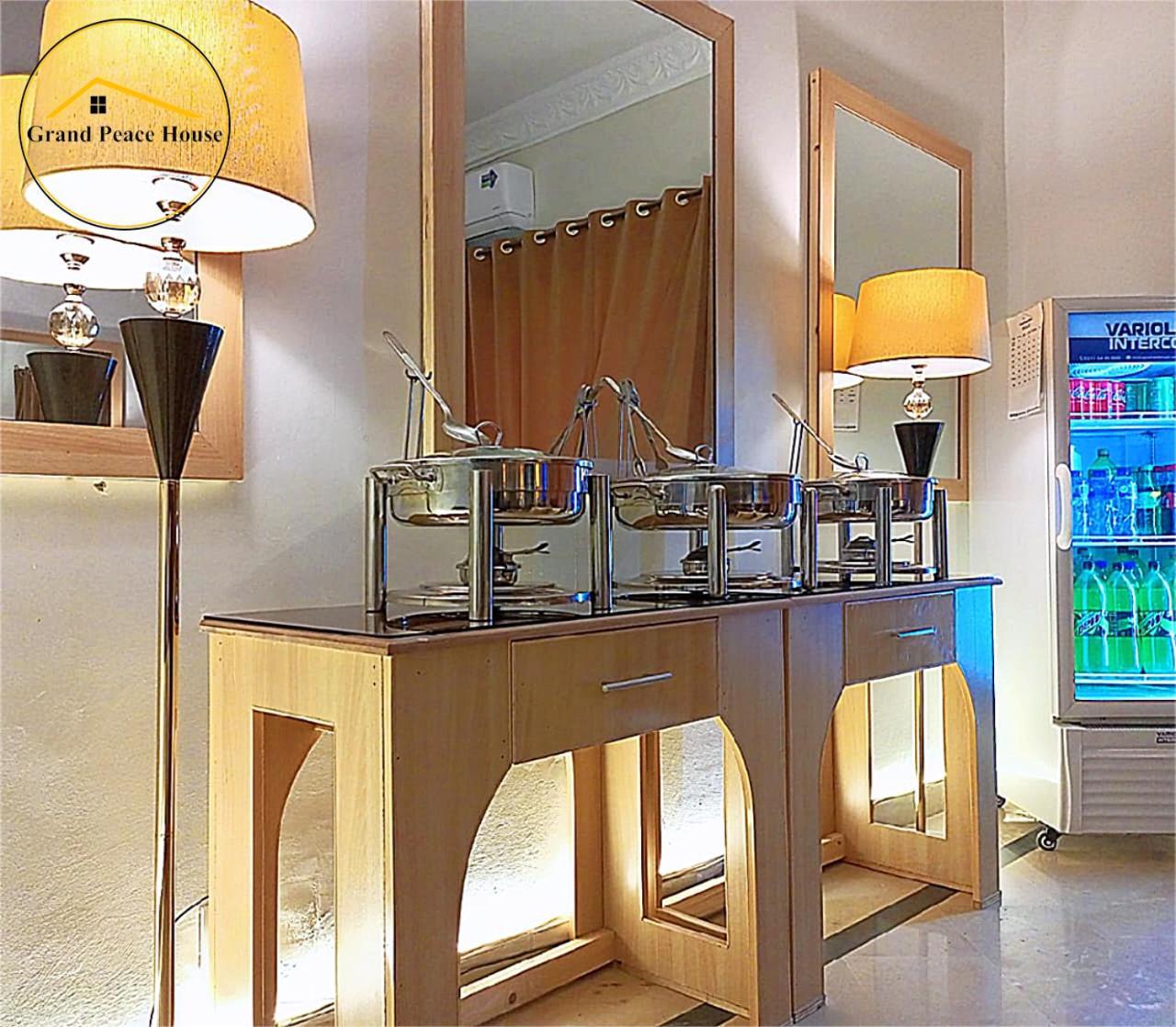 Grand Peace House I Bed and Breakfast Islamabad Esterno foto